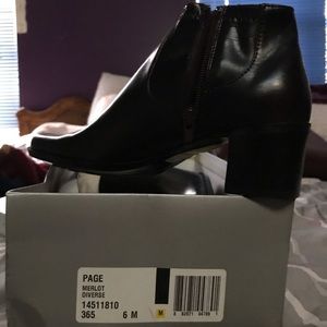 Liz Claiborne ankle boots